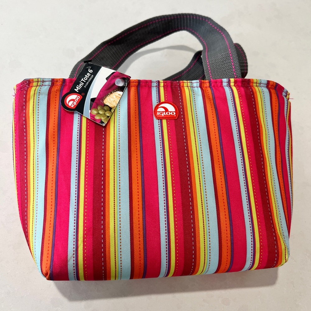 IGLOO Mini Tote 6 Can Cooler